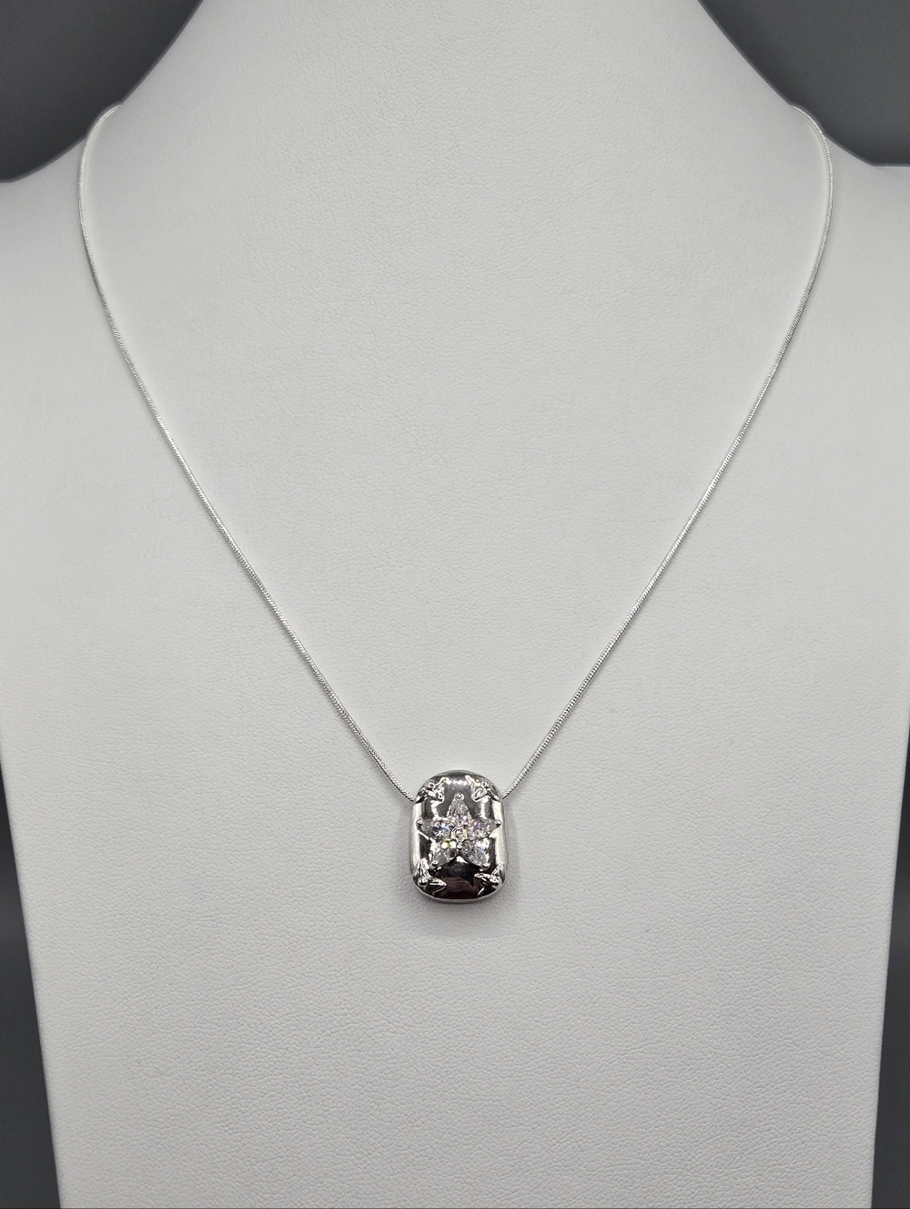 Swarovski Crystal Elements Silver Floral Star Necklace Clear 20 inch Prom Bridal - Picture 4 of 6